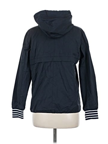 APC Windbreaker (view 2)