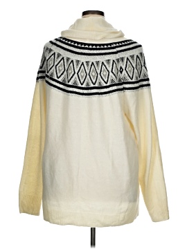 Old Navy Pullover Sweater (view 2)