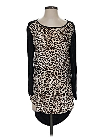 Chico's Long Sleeve T-Shirt (view 1)
