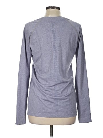 Lululemon Athletica Long Sleeve T-Shirt (view 2)