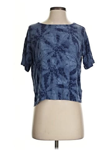 Old Navy Short Sleeve T-Shirt (view 1)
