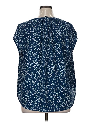 41Hawthorn Sleeveless Blouse (view 2)