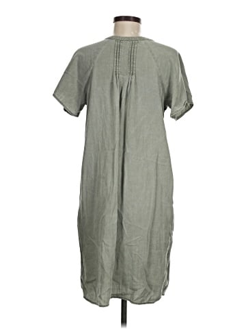 Old Navy Casual Dress (view 2)