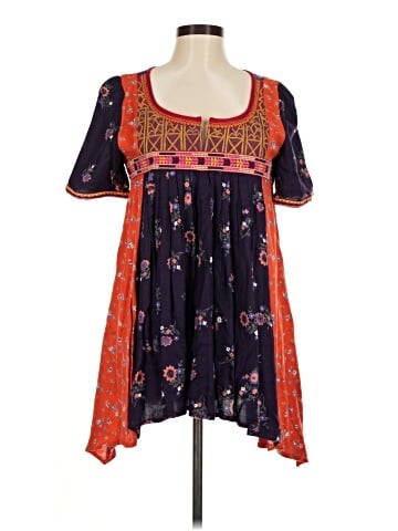 Floreat Short Sleeve Blouse (view 1)