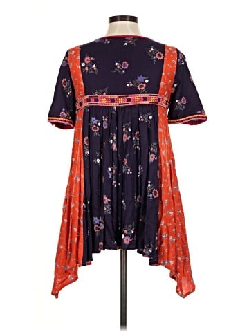 Floreat Short Sleeve Blouse (view 2)