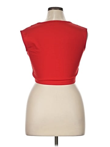 Boutique Europa Sleeveless T-Shirt (view 2)