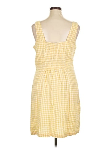 Old Navy Casual Dress (view 2)