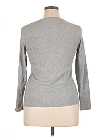 Uniqlo 3/4 Sleeve T-Shirt (view 2)