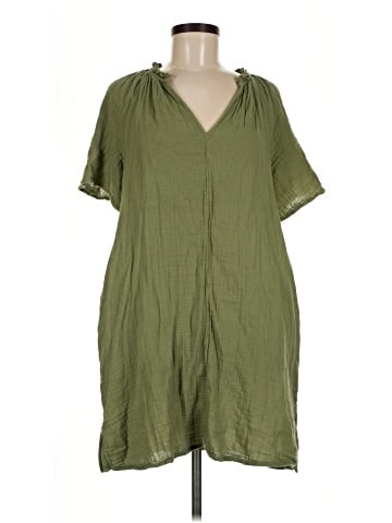Old Navy Casual Dress (view 1)