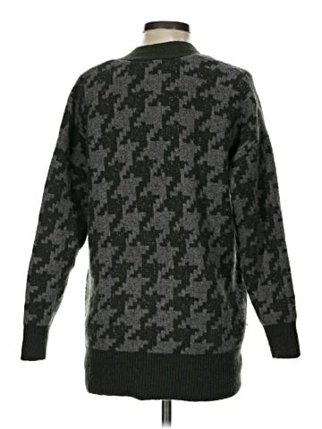 Madewell Allston Double-Button Cardigan Sweater in Houndstooth (view 2)