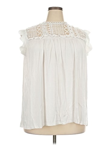 Amaryllis Sleeveless Blouse (view 1)