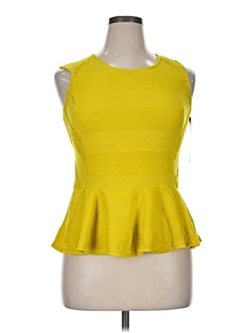 Xhilaration Sleeveless T-Shirt (view 1)