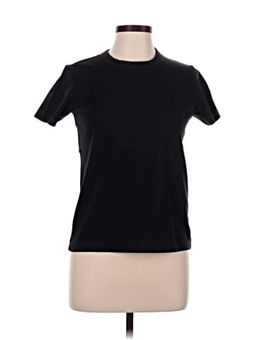 Uniqlo U Short Sleeve T-Shirt (view 1)