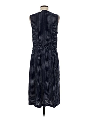 Old Navy Casual Dress (view 2)