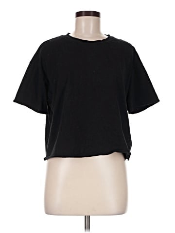 Xieerduo Short Sleeve T-Shirt (view 1)