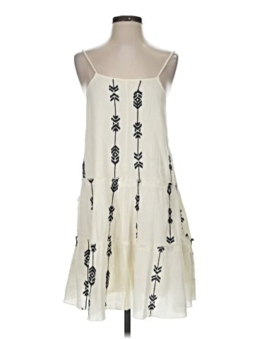 Trafaluc by Zara Casual Dress (view 1)
