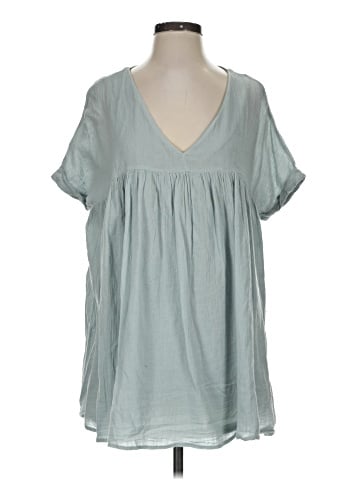 Listicle Short Sleeve Blouse (view 1)