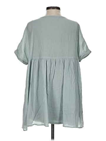 Listicle Short Sleeve Blouse (view 2)