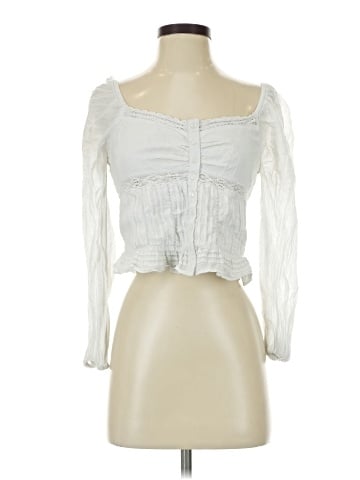 American Eagle Outfitters 3/4 Sleeve Blouse (view 1)