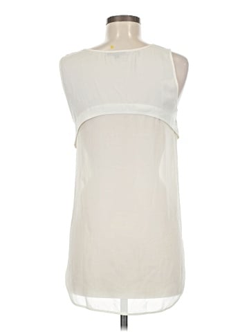 Bershka Sleeveless T-Shirt (view 2)