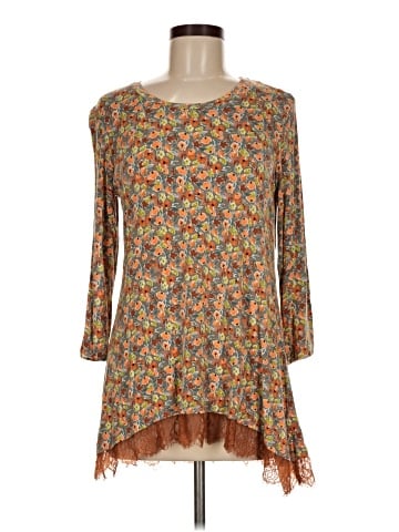 Logo Layers 3/4 Sleeve Blouse (view 1)