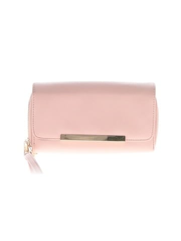Unbranded Wristlet (view 1)