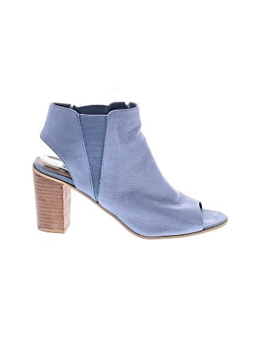 Steve Madden Sandals (view 1)