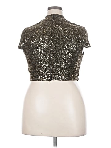 City Triangles Short Sleeve Top (view 2)