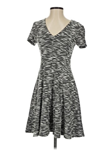 Slate & Willow Casual Dress (view 1)