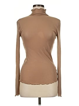 Hem & Thread Long Sleeve Top