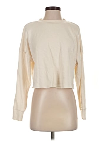 colsie Long Sleeve Top (view 1)