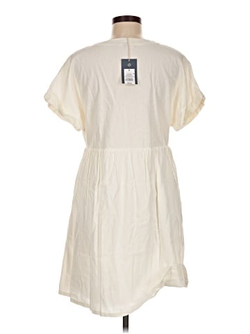 Universal Thread Casual Dress (view 2)