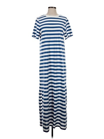 Old Navy Casual Dress (view 1)