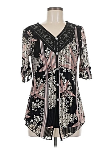 Simply Irresistible 3/4 Sleeve Blouse (view 1)