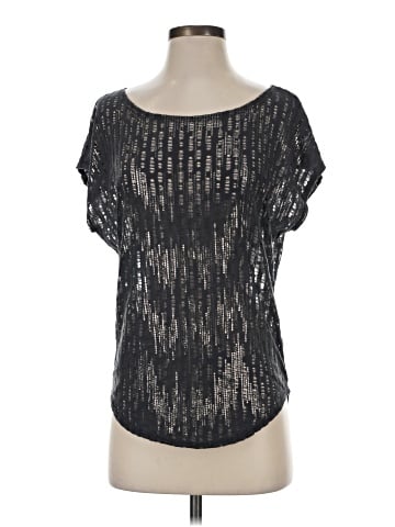 Maurices Short Sleeve T-Shirt (view 1)