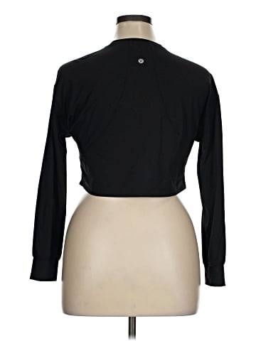 Lululemon Athletica 3/4 Sleeve T-Shirt (view 2)