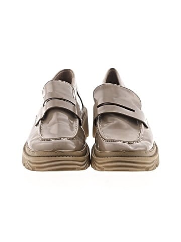 Zara Flats (view 2)