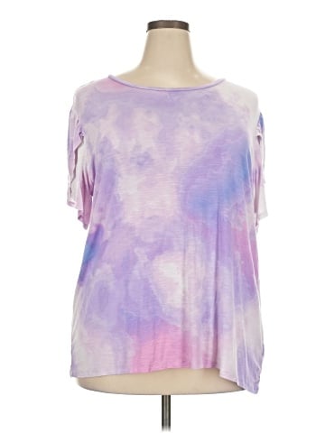 Lularoe Short Sleeve T-Shirt (view 1)