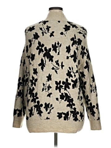 Liz Claiborne Pullover Sweater (view 2)