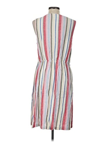 Old Navy Casual Dress (view 2)