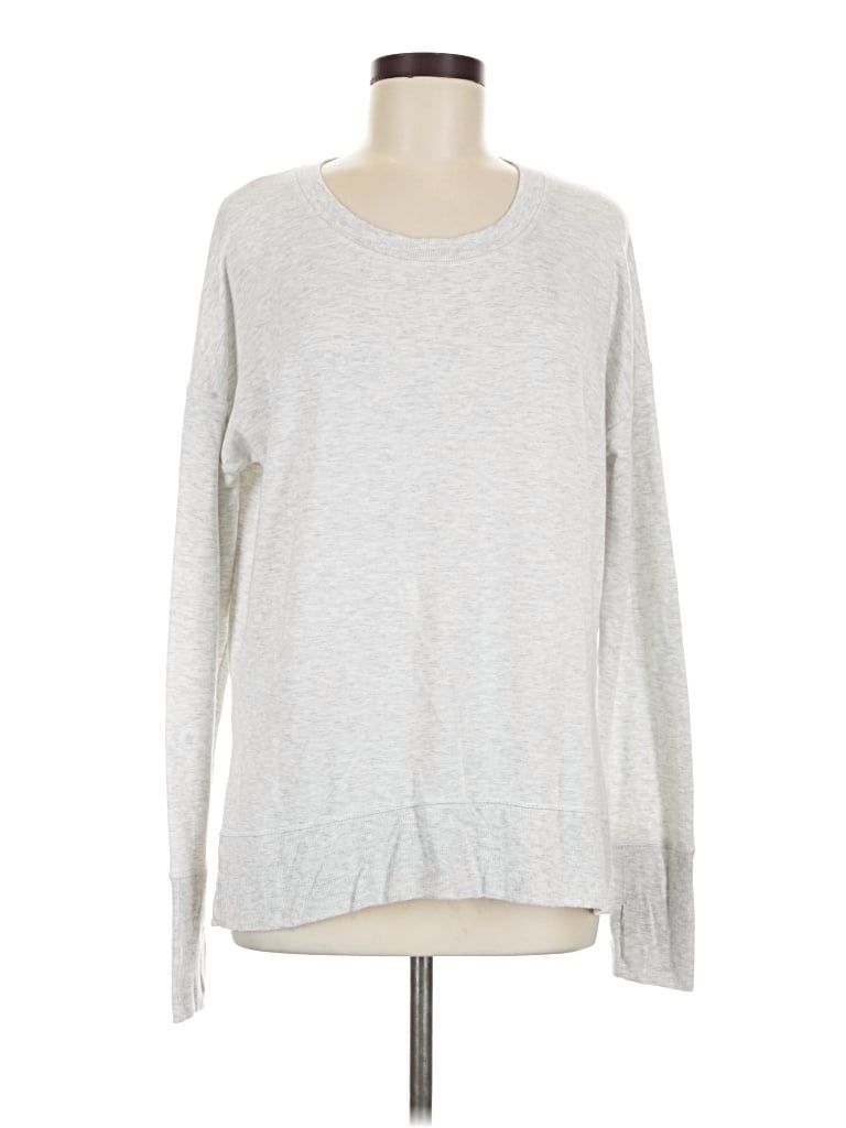 Pre-owned Athleta Long Sleeve T-shirt In Silver