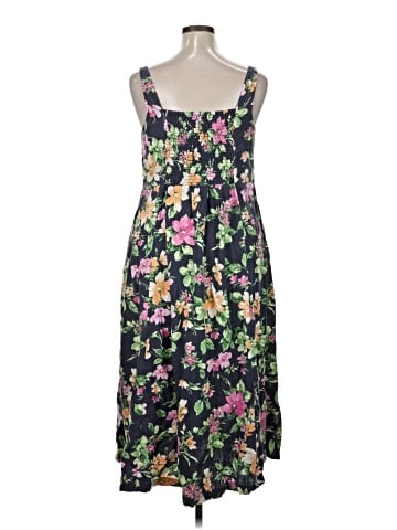 Old Navy Casual Dress (view 2)