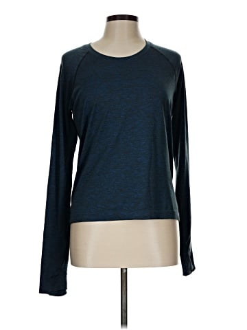 Lululemon Athletica Long Sleeve T-Shirt (view 1)