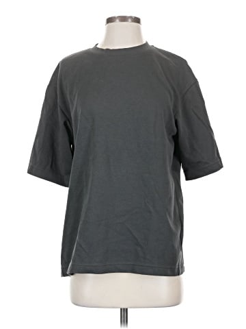 Uniqlo U 3/4 Sleeve T-Shirt (view 1)