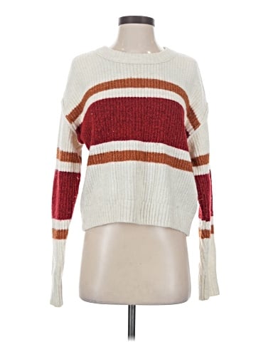 American Eagle Outfitters Pullover Sweater (view 1)