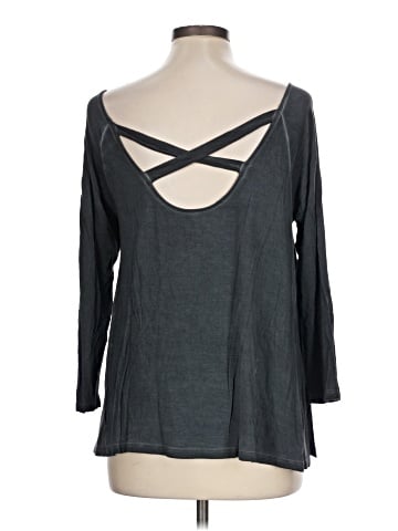 American Eagle Outfitters 3/4 Sleeve T-Shirt (view 2)