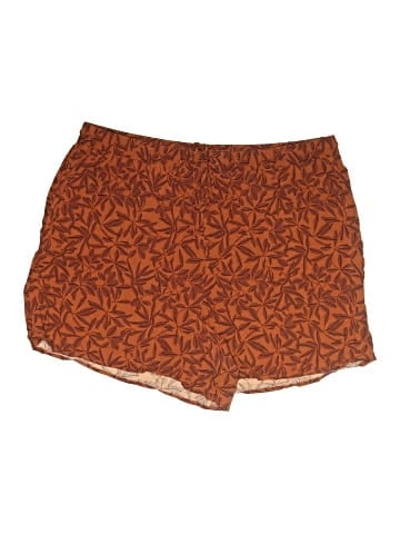 ELOQUII Elements Shorts (view 1)