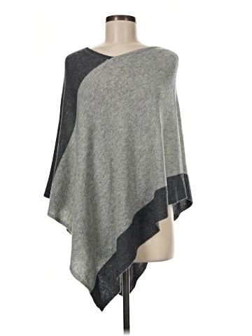 Beryll Poncho (view 1)