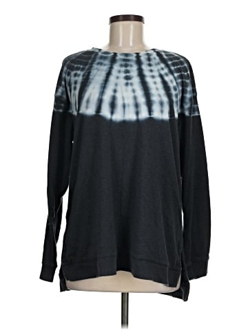 Maurices Long Sleeve T-Shirt (view 1)