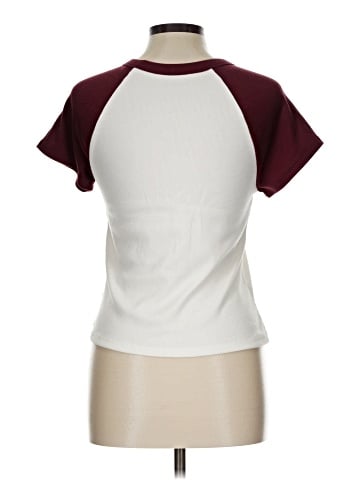 Old Navy Short Sleeve T-Shirt (view 2)